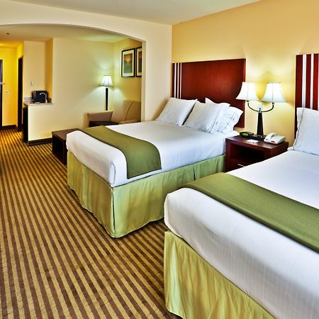 Holiday Inn Express & Suites Perry By Ihg Exterior foto