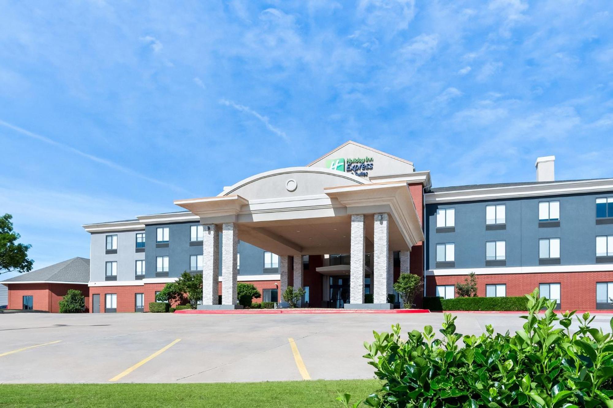 Holiday Inn Express & Suites Perry By Ihg Exterior foto